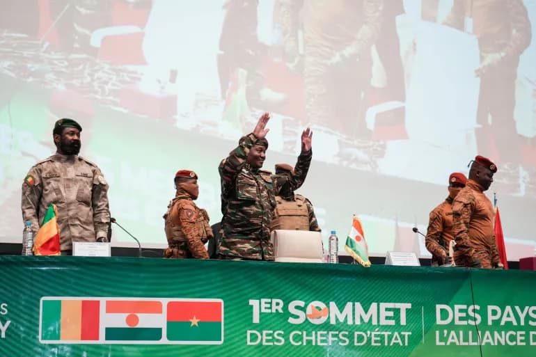 Le Niger, le Mali et le Burkina Faso déclarent leur unité en tant que « confédération » et prennent leurs distances avec la CEDEAO