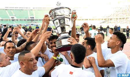 Coupe du Trône de football (finale): Raja Casablanca s’adjuge son 9e titre en battant l’AS FAR (2-1)