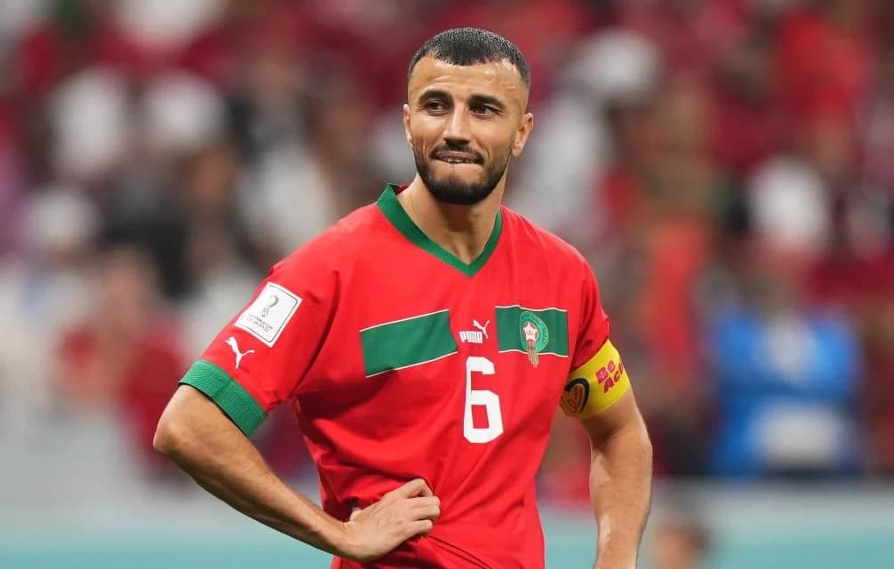 Al-Shabab relance son offre pour Romain Saïss