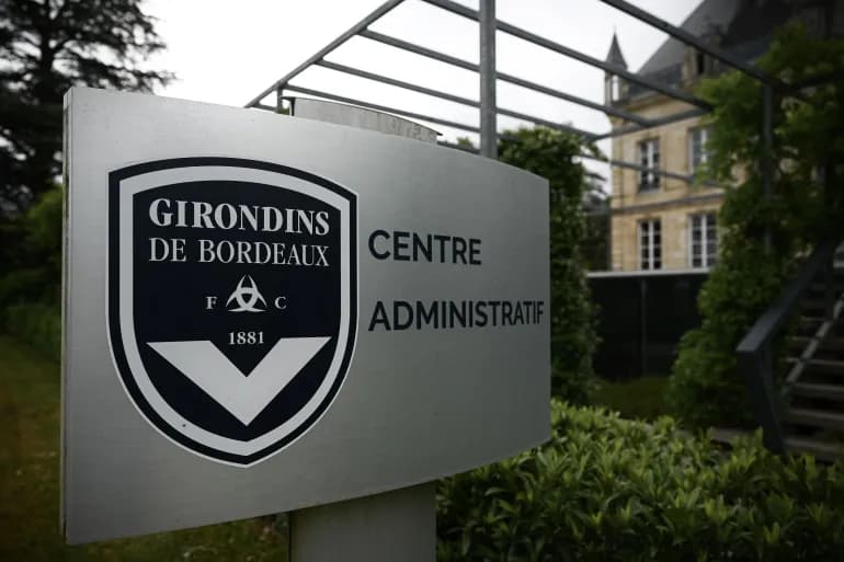 Relégation en troisième division et faillite… l'ancien Bordelais s'effondre