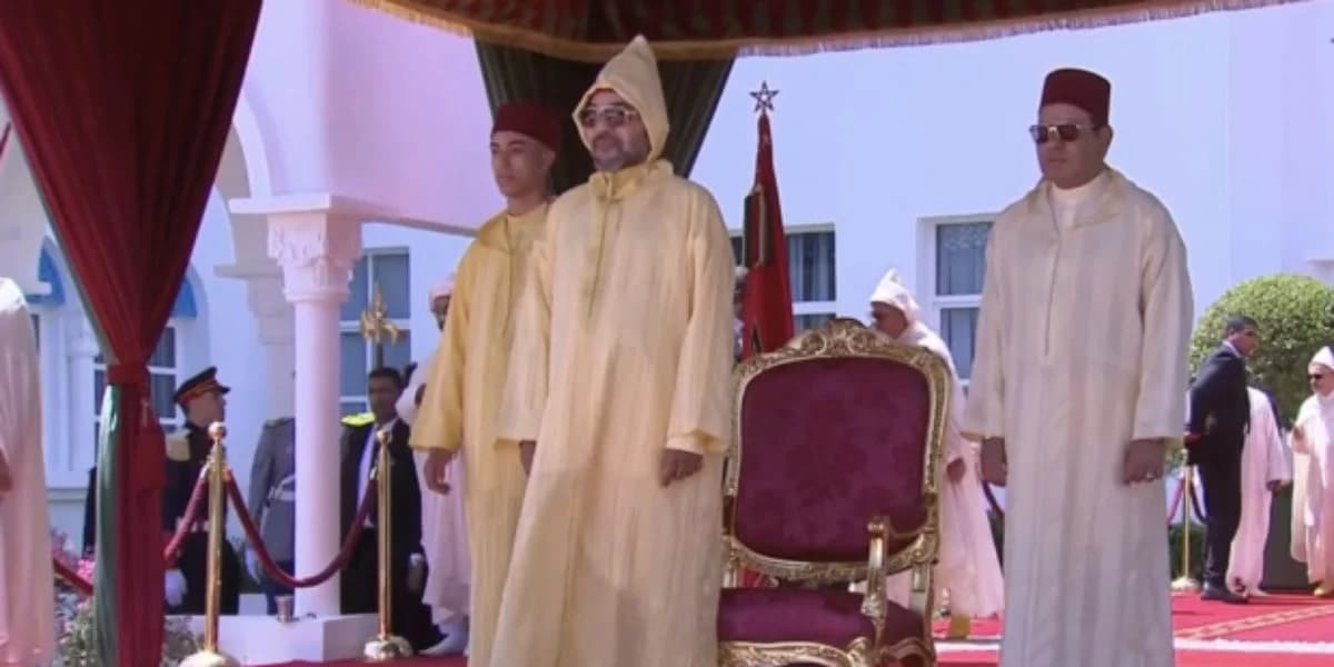 M'diq : Sa Majesté le Roi préside une réception à l'occasion de la Fête du Trône