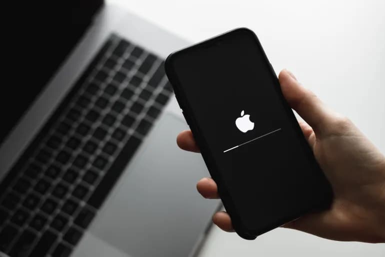 Les problèmes de logiciels espions sur les iPhones s'aggravent. Voici ce que vous devez savoir