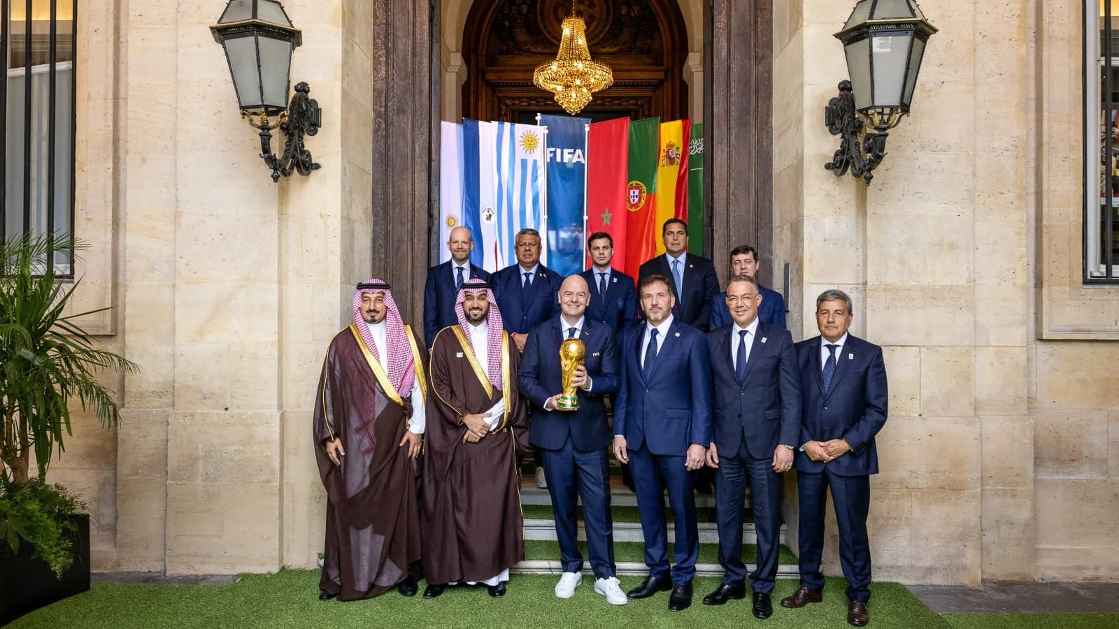 Le Maroc, le Portugal et l'Espagne présentent leur candidature conjointe à la FIFA pour l'organisation de la Coupe du Monde 2030