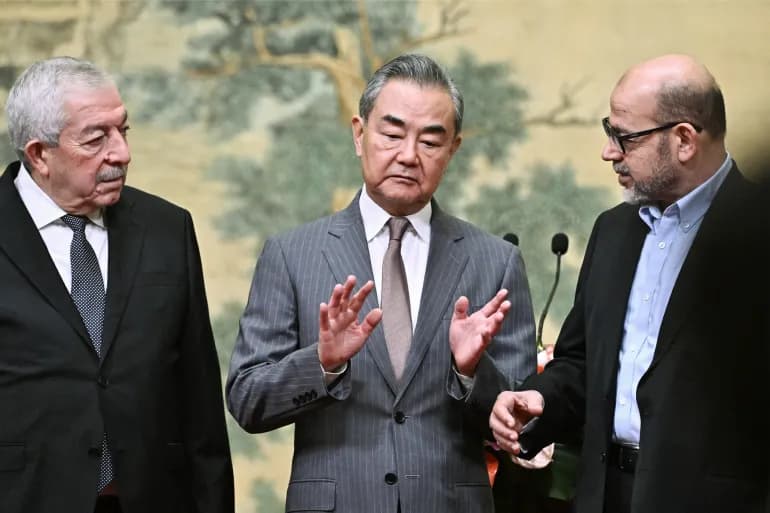 Les factions palestiniennes signent une déclaration pour mettre fin à la division suite aux pourparlers en Chine