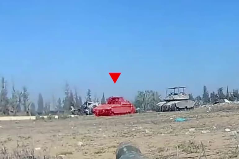 La résistance tend des embuscades à Khan Yunis et Rafah, et l'occupation commet deux massacres