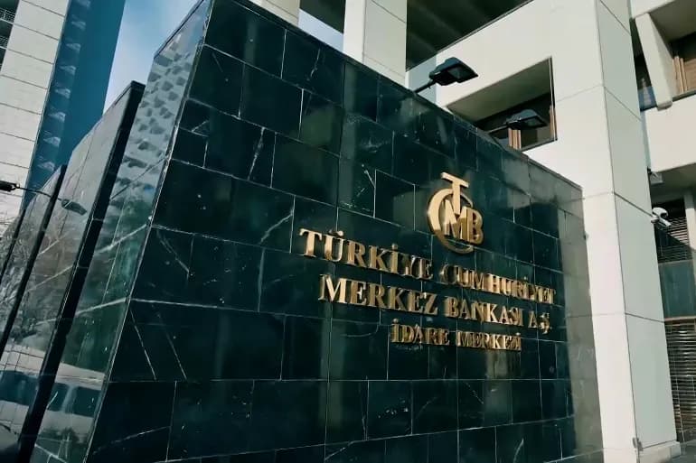 La Turquie maintient ses taux d'intérêt élevés à 50 % pour le cinquième mois