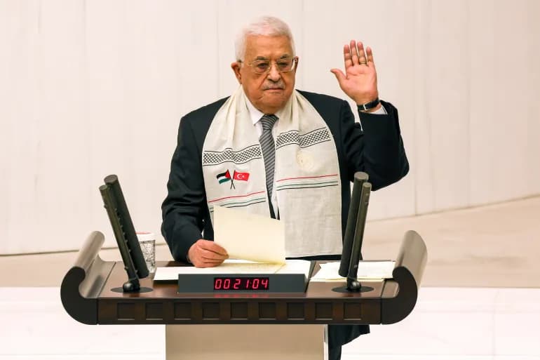 Médias israéliens : Abbas a soumis une demande pour être autorisé à entrer à Gaza