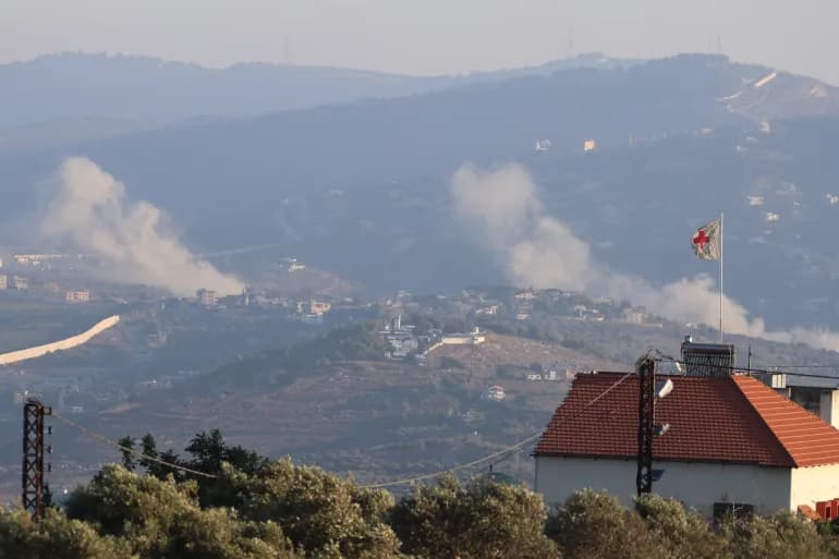 Des raids sur le sud du Liban et le Hezbollah ciblent des sites israéliens