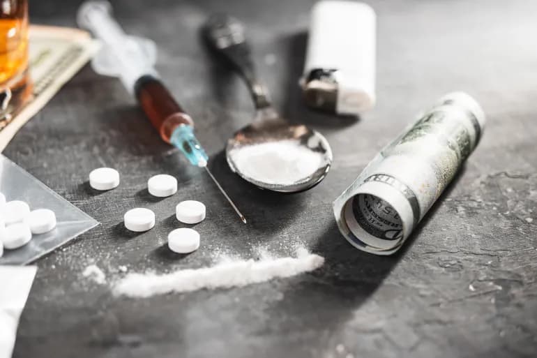 Le Monde : Comment Telegram est devenu une plateforme majeure de marketing de médicaments en France