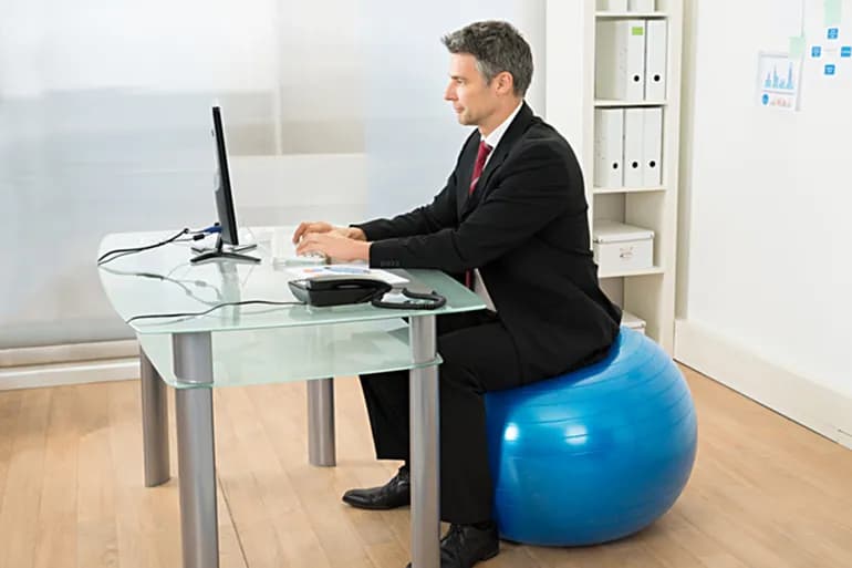 5 appareils de fitness qui transformeront votre bureau en mini salle de sport
