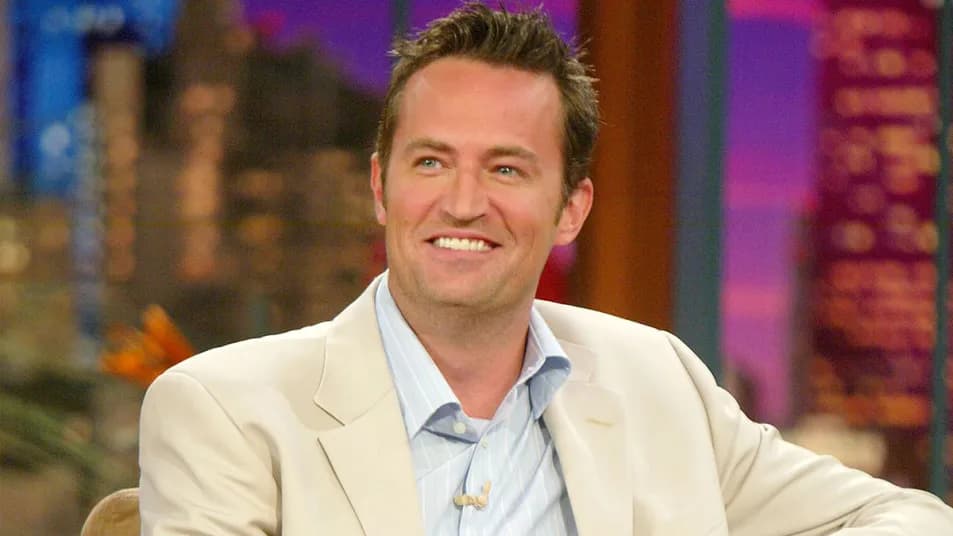 Mort de Matthew Perry : Cinq Personnes Accusées