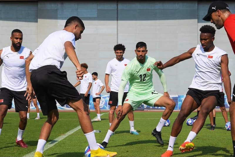 L'équipe olympique marocaine finalise ses préparatifs pour affronter les États-Unis