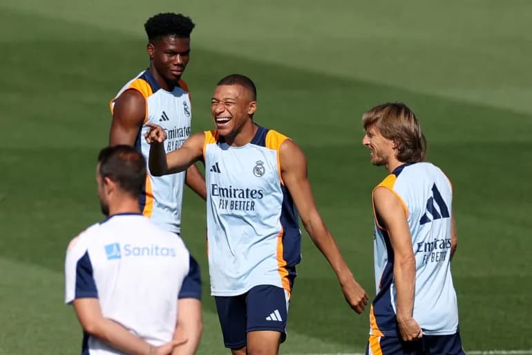 Ancelotti : Mbappé est un talent extraordinaire et le chemin vers l'hexagone est long et ardu