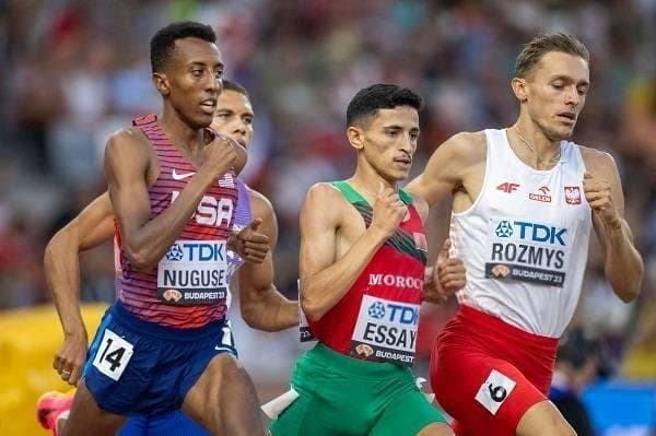 Jeux olympiques de Paris 2024. Le coureur marocain Anas Al Saei qualifié pour les demi-finales du 1500 mètres