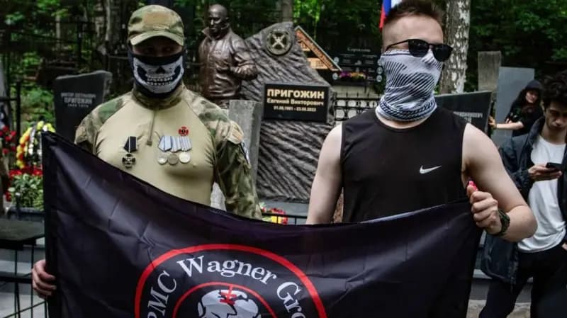 "À l'occasion de l'anniversaire de l'assassinat de Prigojine." Où sont maintenant les combattants du groupe de mercenaires russes Wagner ?