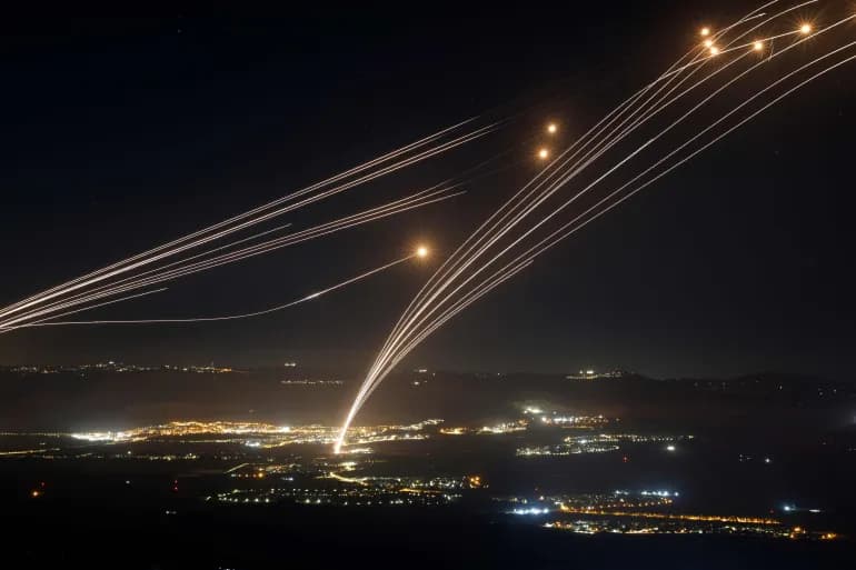 Israël s'attend à une attaque imminente du Hezbollah et de l'Iran et alerte