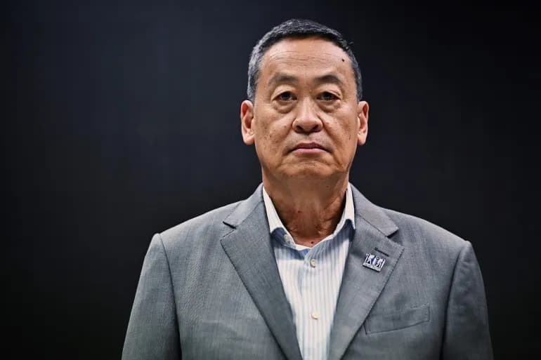 Le Premier ministre thaïlandais perd son poste à cause d'un de ses ministres