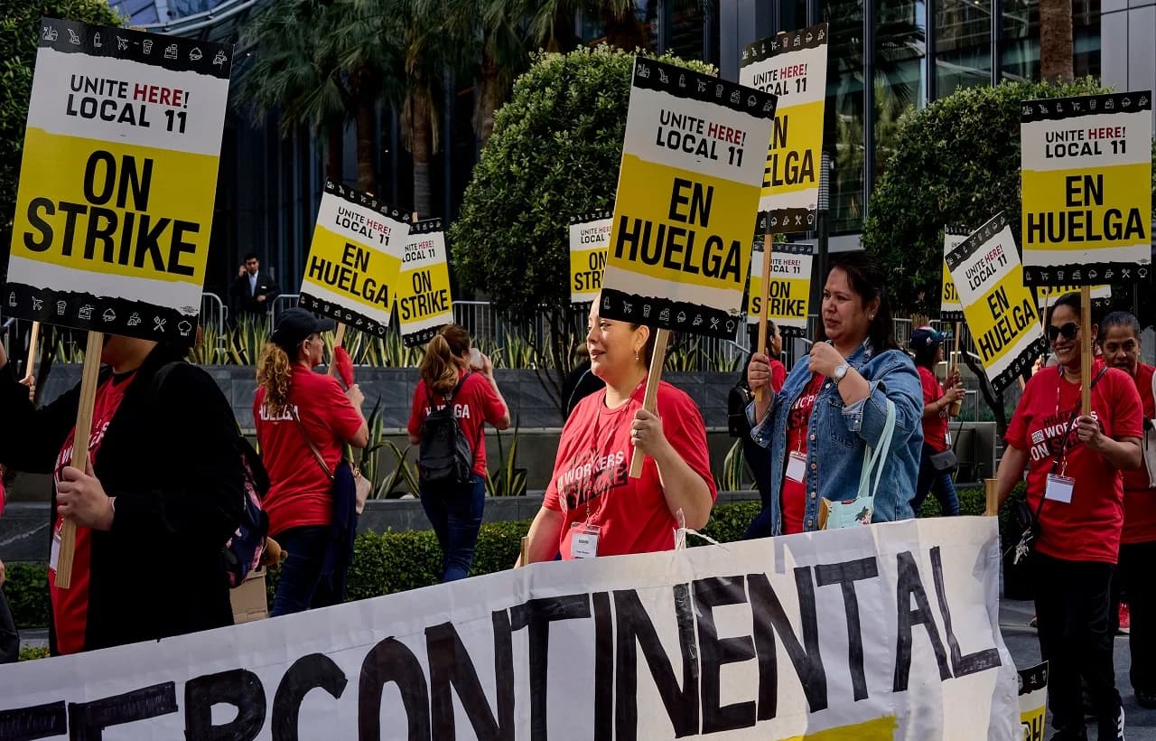 États-Unis : Près de 10 000 employés des grands hôtels en grève