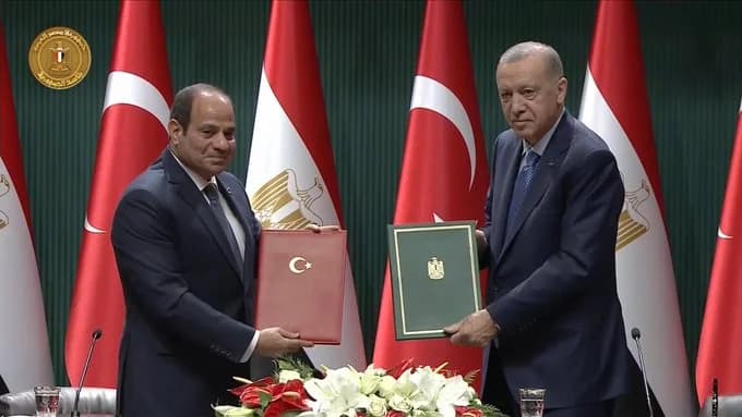 Le président al-Sissi et son homologue turc signent plusieurs mémorandums d'entente