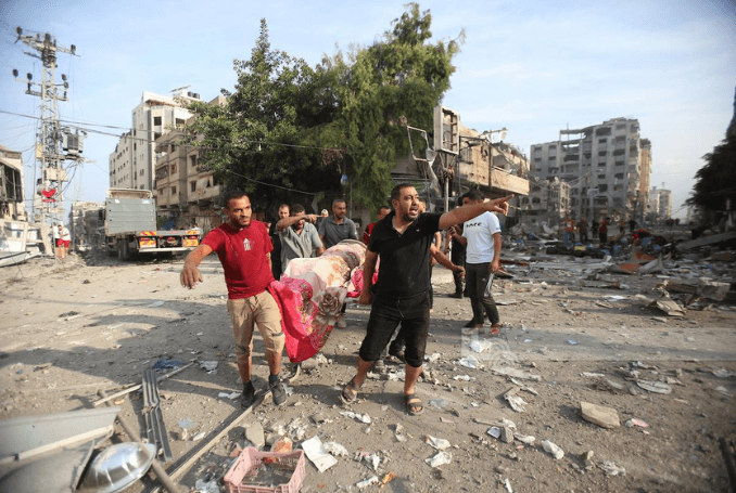 49 mille martyrs et 90% de la population de Gaza sont déplacés
