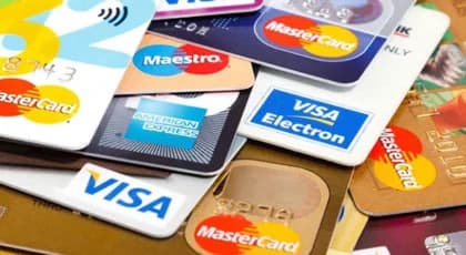 Le ministère américain de la Justice poursuit Visa