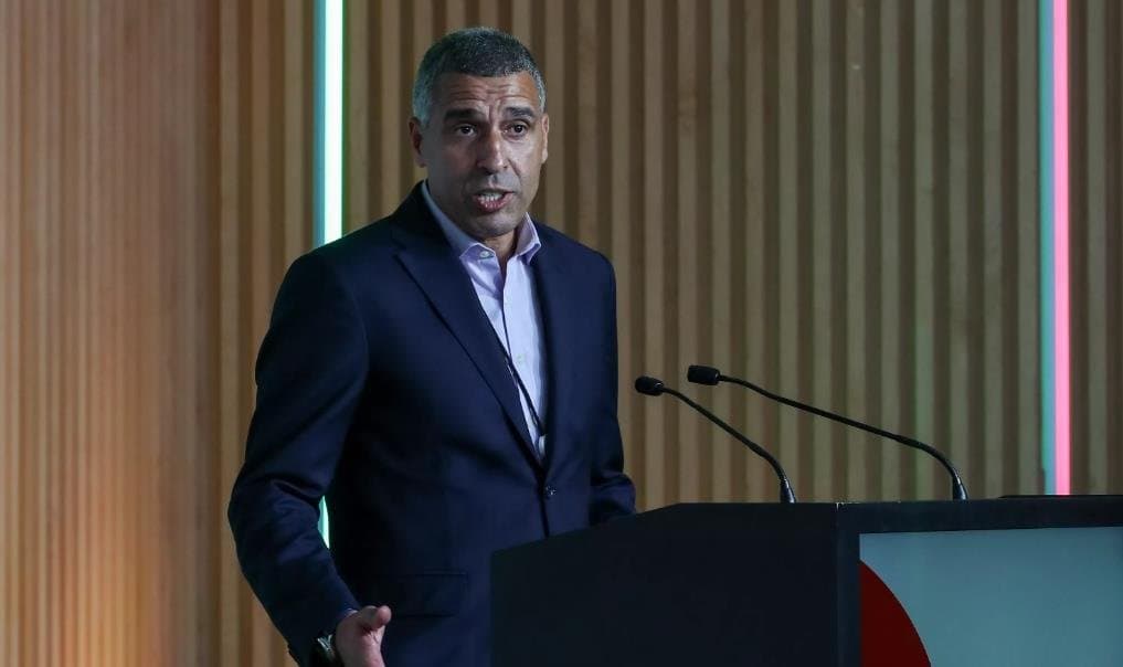 La Fédération Royale Marocaine de Football Nomme Nourdine Naybet Entraîneur des U18