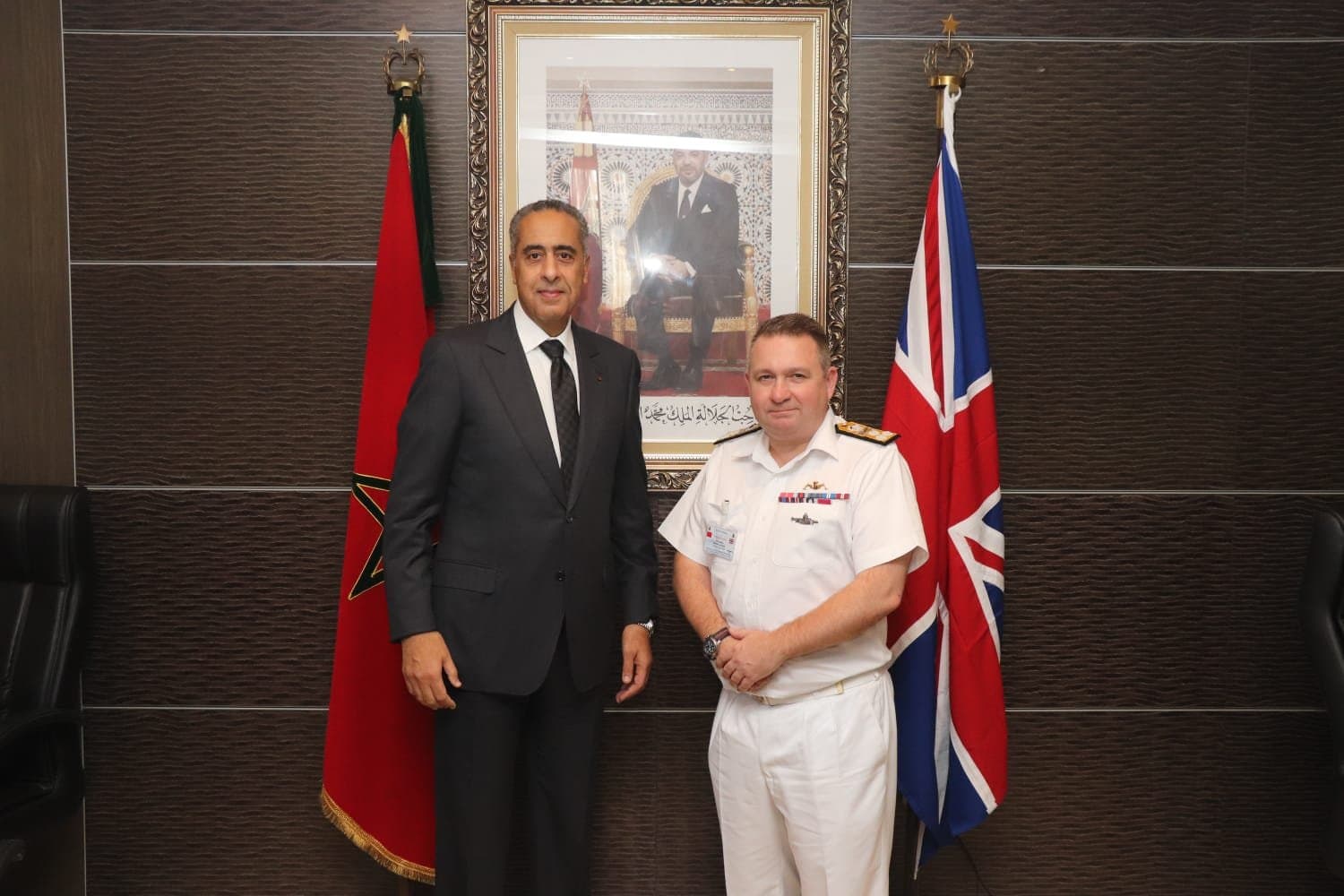 Abdellatif Hammouchi rencontre le Vice-Amiral britannique pour discuter des défis sécuritaires
