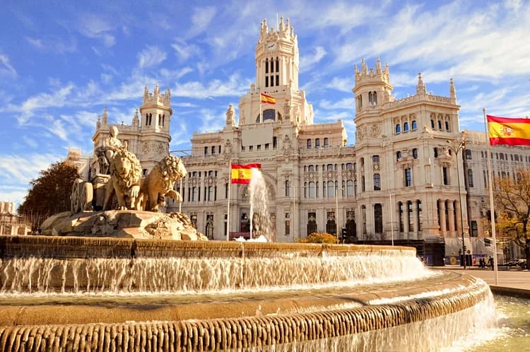 Un record: 64 millions de touristes ont visité l'Espagne à fin août