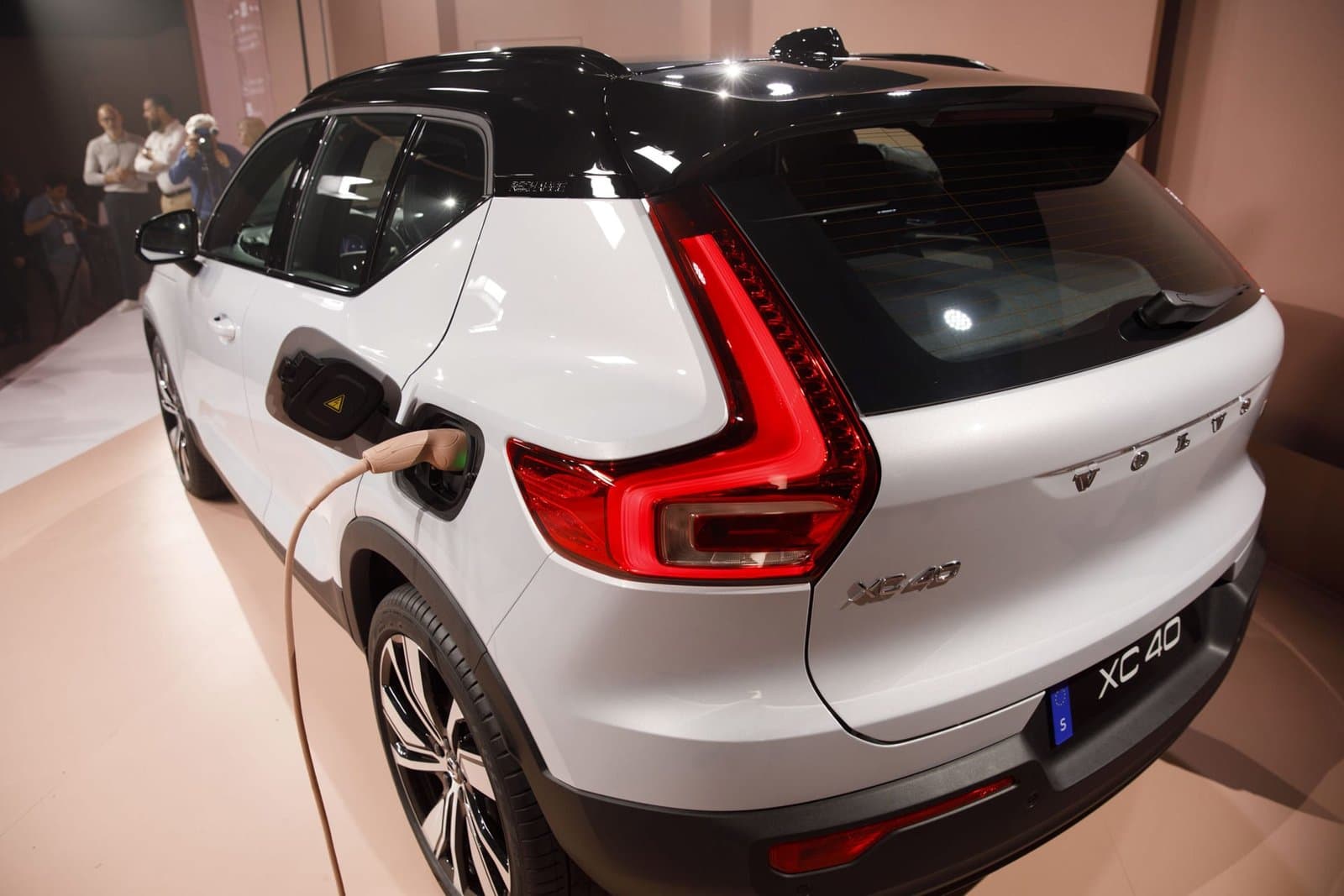 Volvo: ventes en hausse de 3 % en octobre, portée par l'électrique