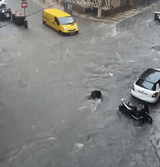 Inondations à Malaga, alerte maximale et évacuations massives