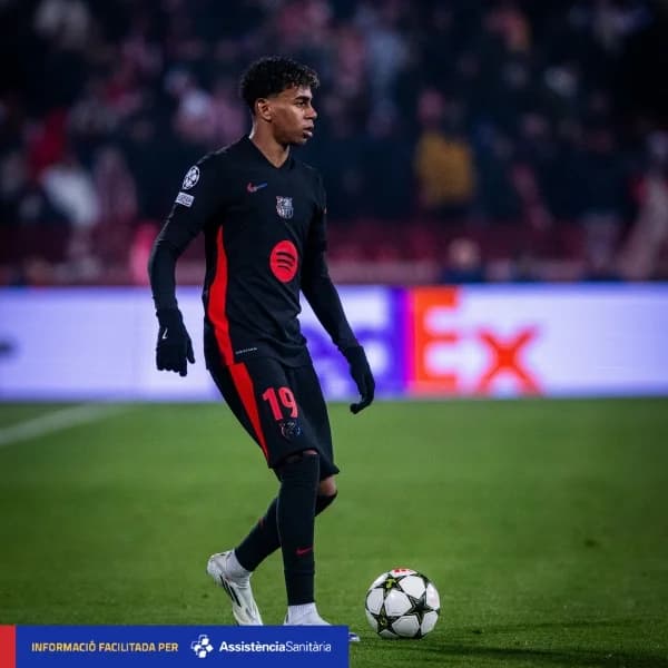 Blessure de Lamine Yamal: la star de Barcelone absente jusqu'à trois semaines
