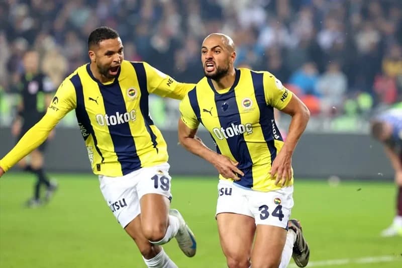 Amrabat offre la victoire à Fenerbahçe contre Trabzonspor (2-3)
