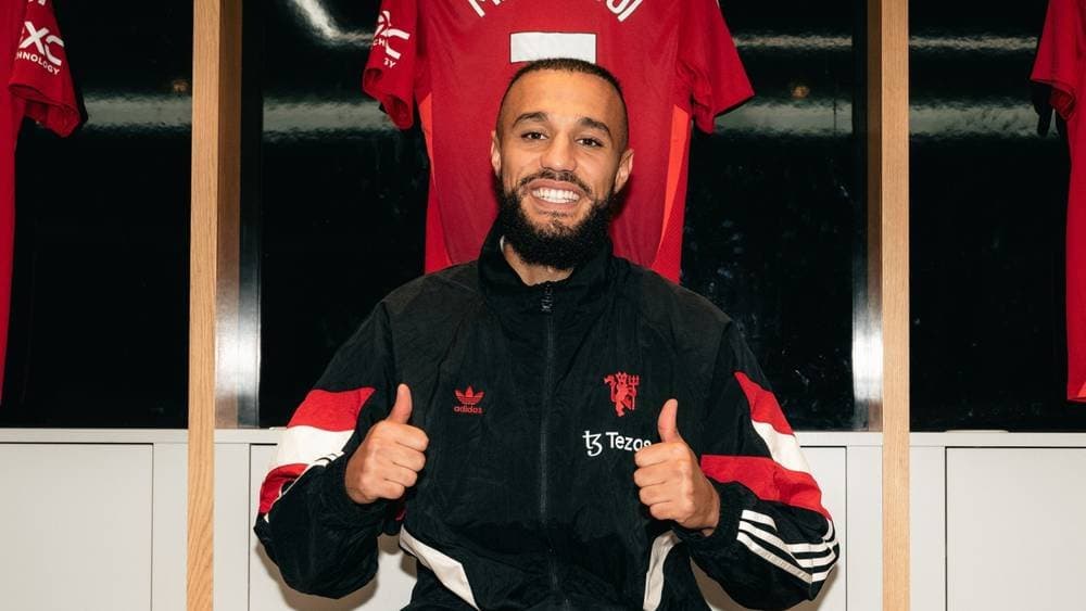 La valeur de Mazraoui atteint 32 millions d’euros après sa saison réussie