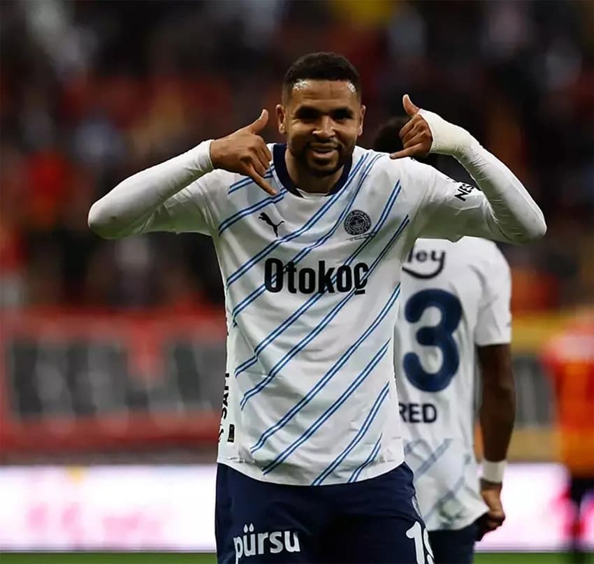 Al-Nassr dément les rumeurs concernant le refus de Youssef En-Nesyri de transférer