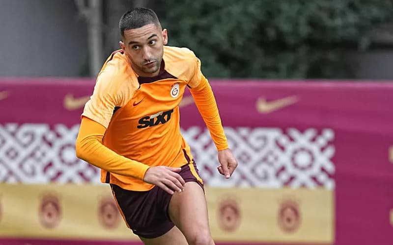 L'entraîneur de Galatasaray annonce le départ imminent de Ziyech
