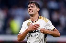 Ibrahim Diaz refuse l'offre du PSG et choisit de rester au Real