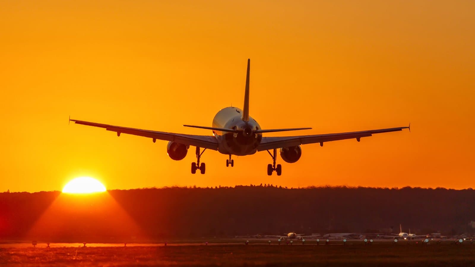Avions, horaires, lignes: comment le transport aérien va évoluer en 2025