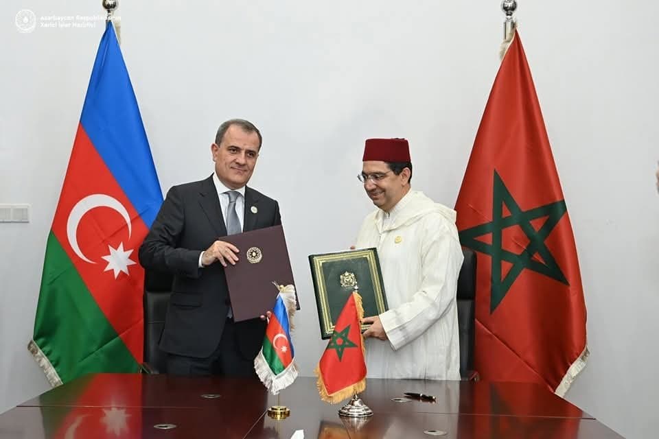 L’Azerbaïdjan approuve un accord militaire stratégique avec le Maroc