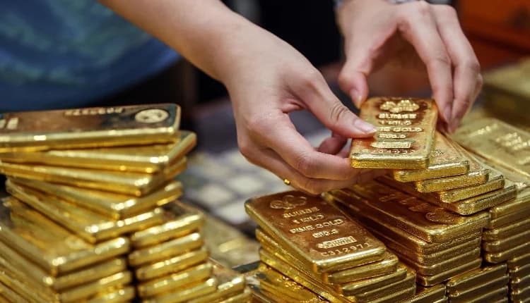 L'or en baisse suite à l'augmentation du dollar américain