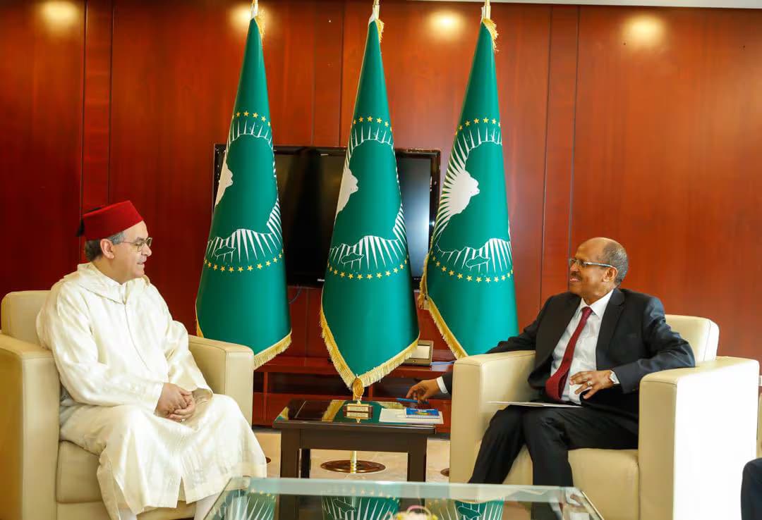 Entretien entre le président de la CUA et l’Ambassadeur du Maroc