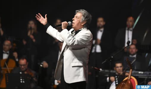 Abdelwahab Doukkali enflamme le Théâtre Mohammed V
