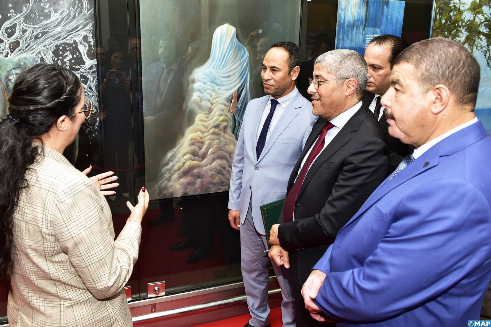 La DGSN expose ses talents artistiques à l’aéroport Mohammed V