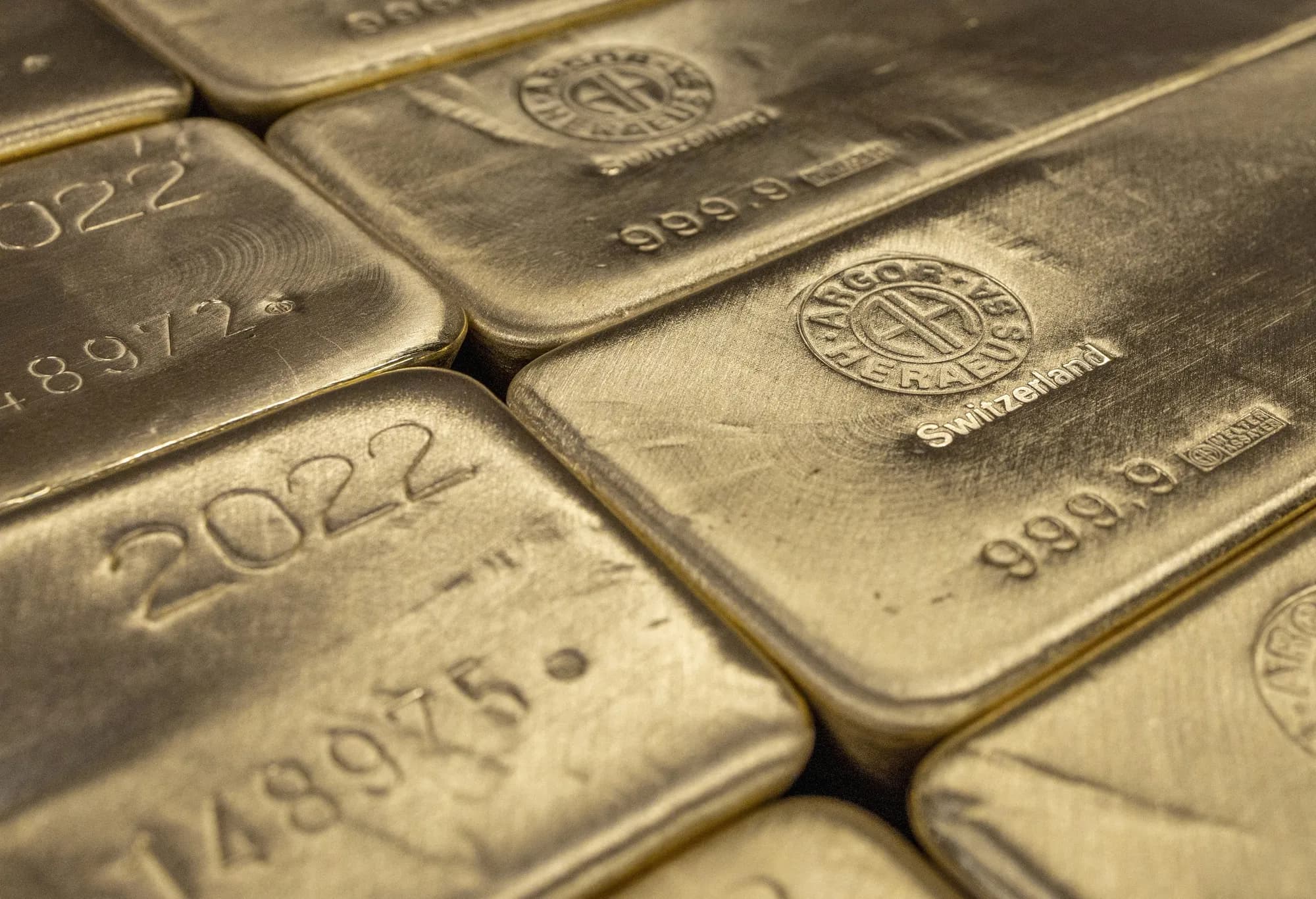 L’or bondit face aux tensions et à la baisse des taux