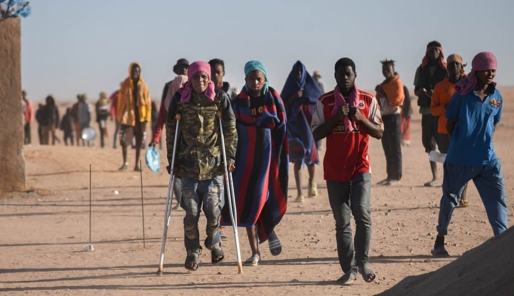 Algérie: des milliers de migrants abandonnés au désert