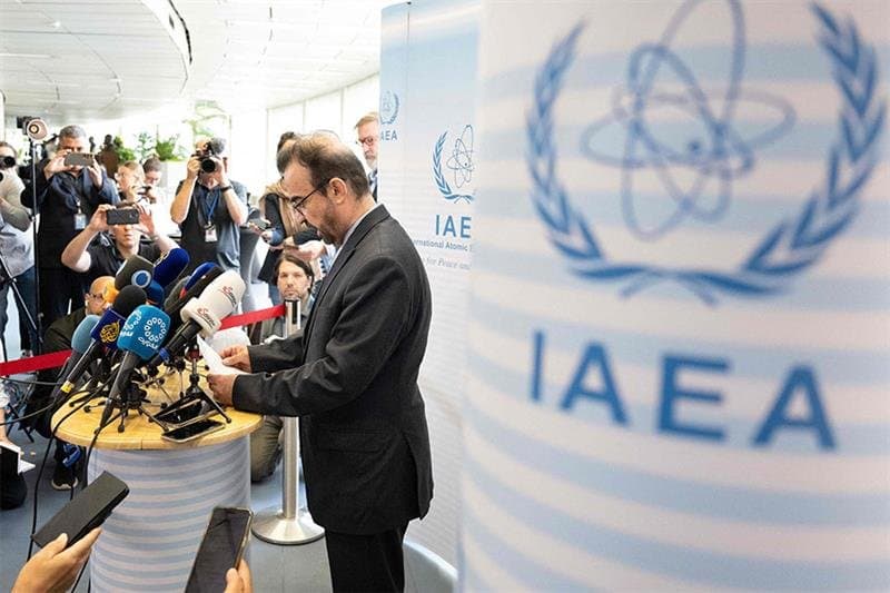 L'Iran suspend sa coopération avec l'AIEA