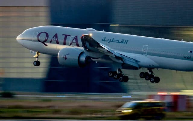Qatar: Trafic aérien suspendu temporairement