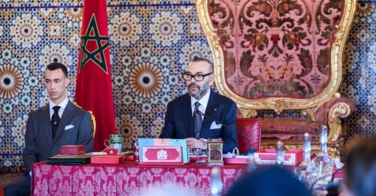SM le Roi félicite le Roi et la Reine de Belgique