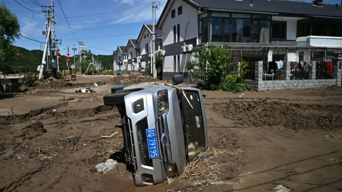 Pékin reconnaît des failles après les pluies meurtrières