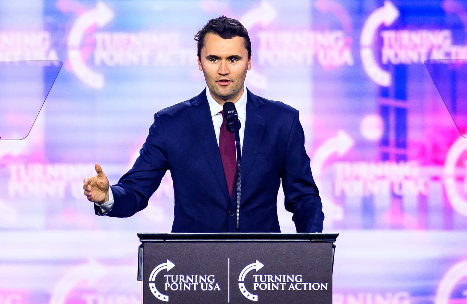 Charlie Kirk tué par balle lors d’un meeting dans l’Utah