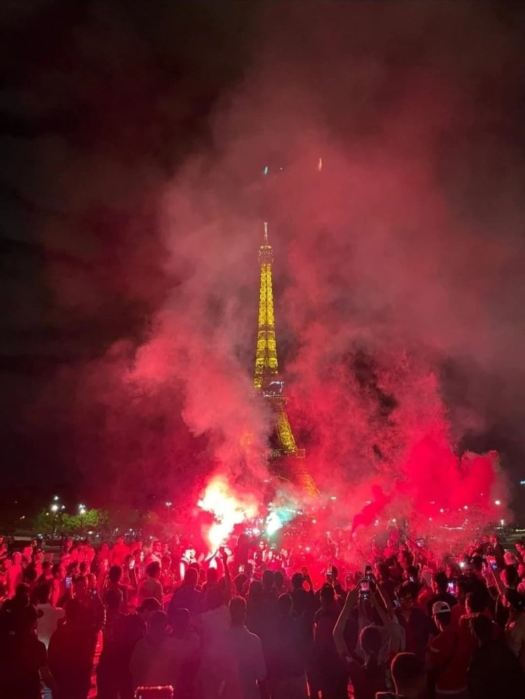 Ultras Winners: 20 ans de ferveur à Paris